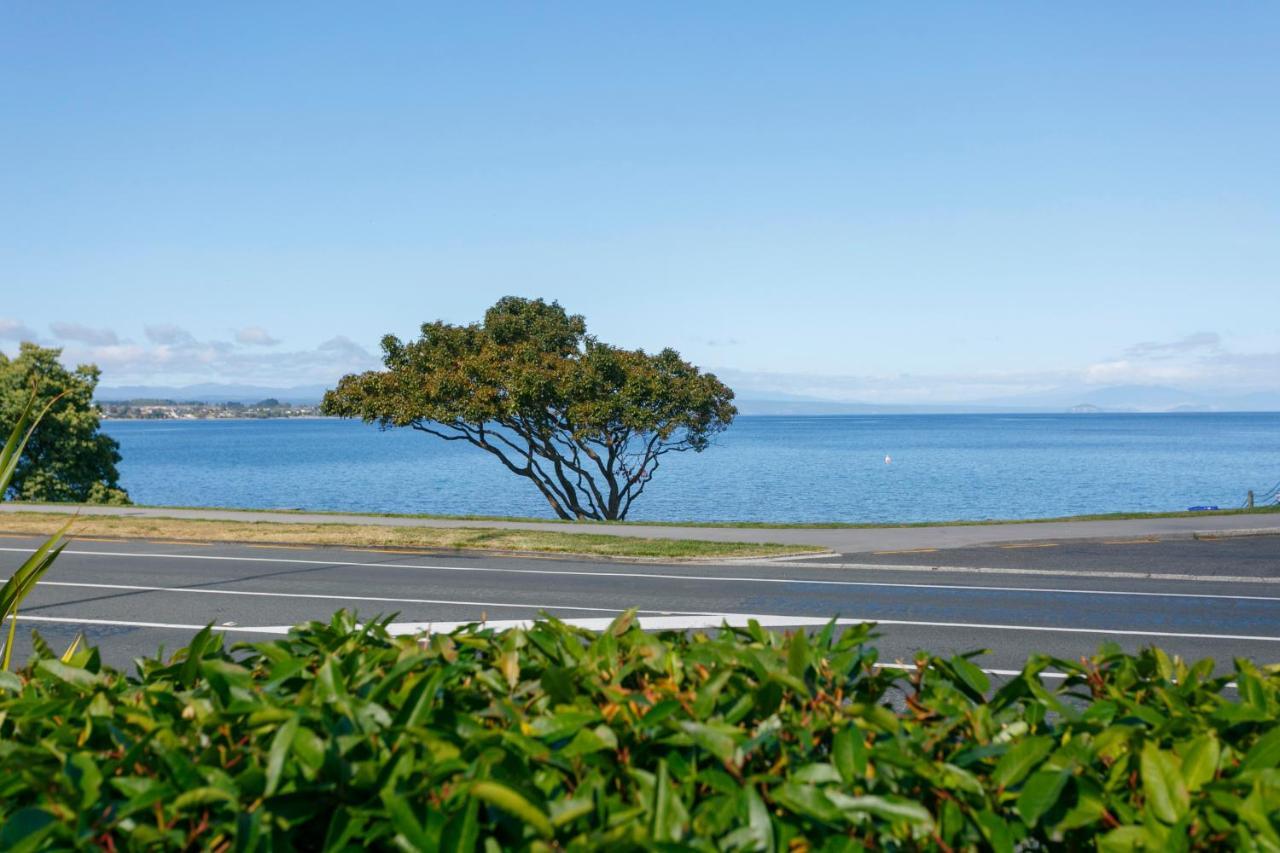 Acacia View 3*