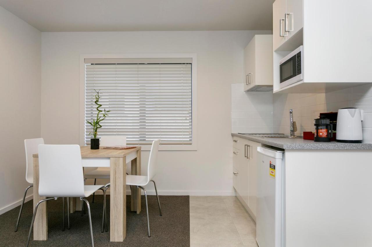 Acacia View 3*